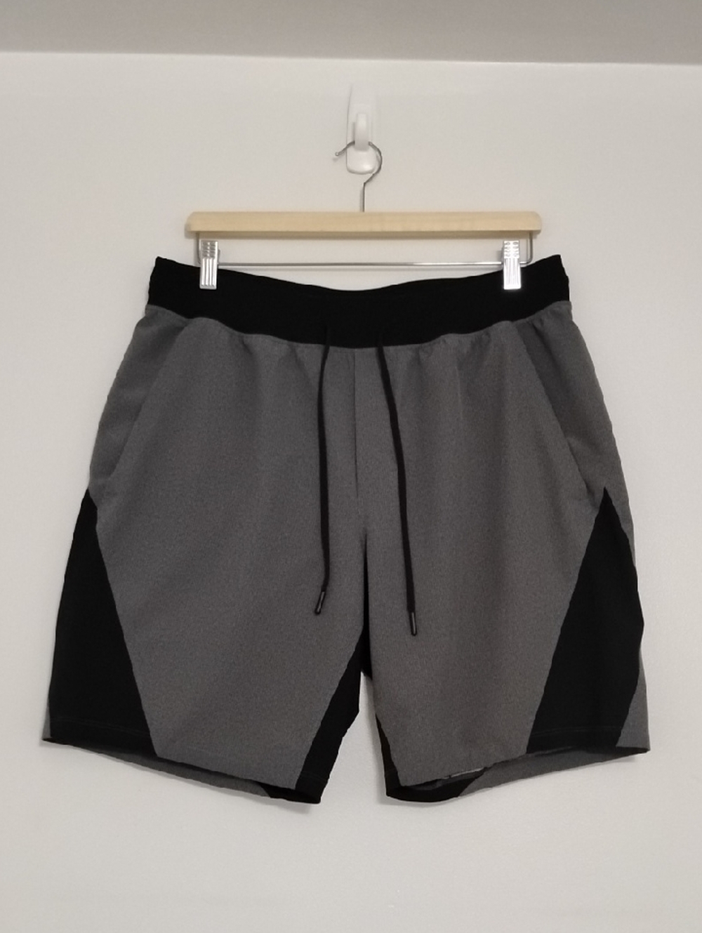 Lululemon Namaste At The Beach Short ll 9"